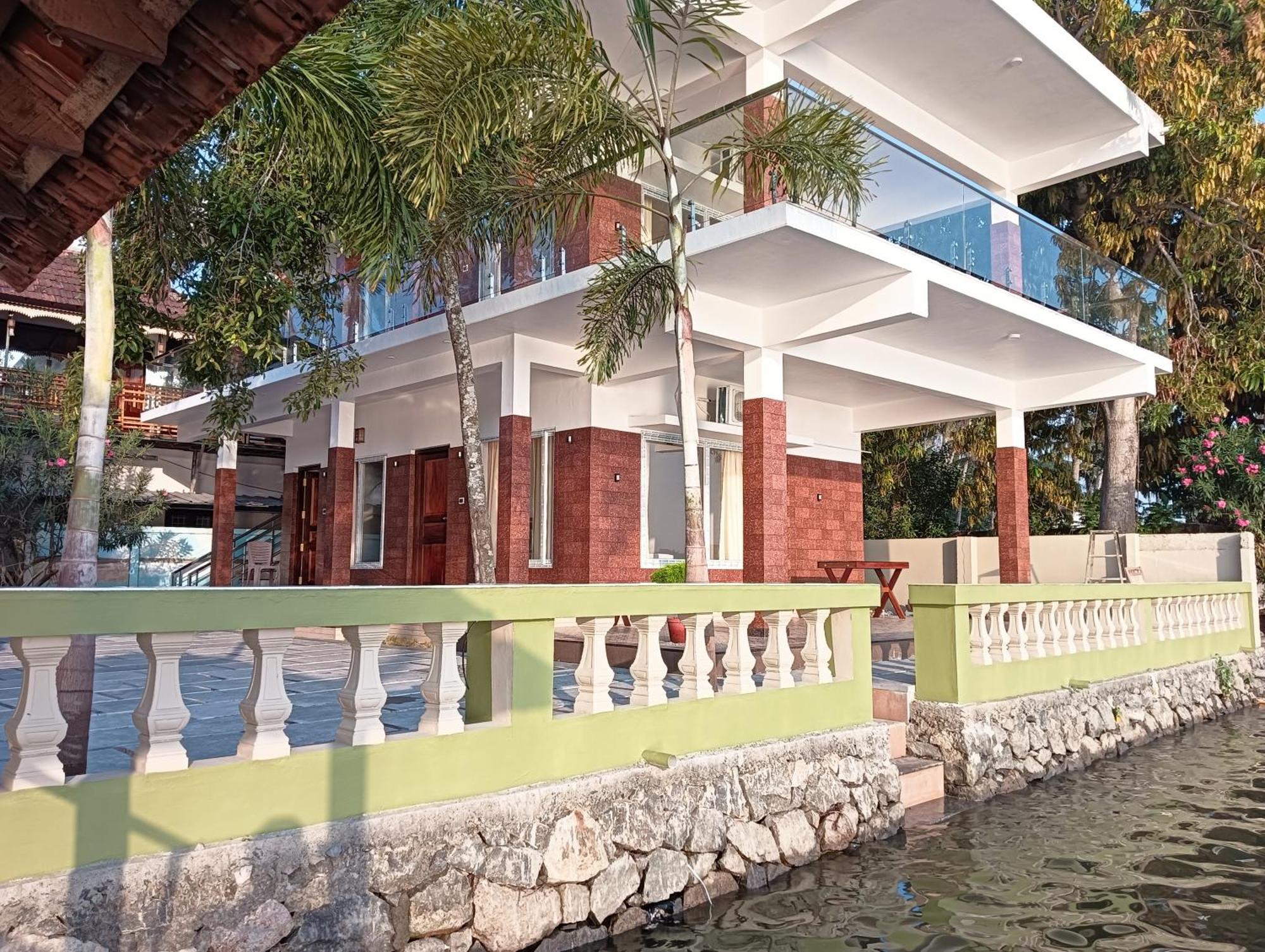 Sagar Beach Villas Home Stay Cherai Beach ภายนอก รูปภาพ