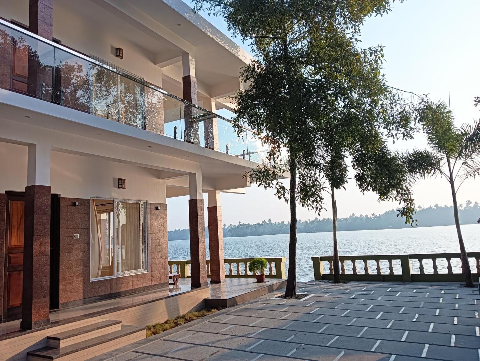 Sagar Beach Villas Home Stay Cherai Beach ภายนอก รูปภาพ