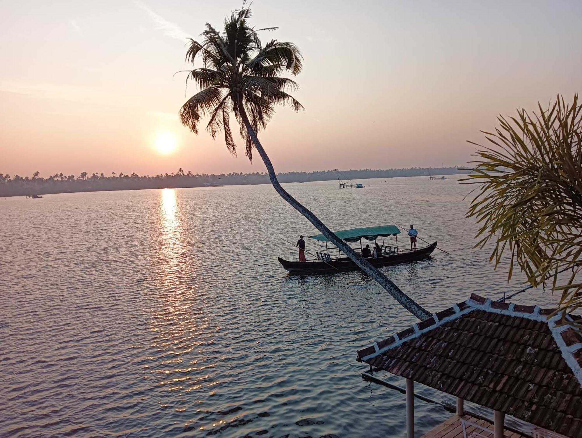Sagar Beach Villas Home Stay Cherai Beach ภายนอก รูปภาพ